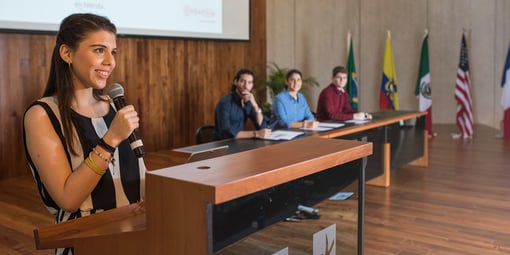 Licenciatura en Turismo.